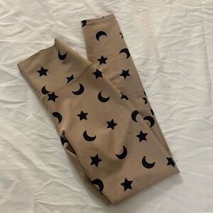 Beach Riot leggings moon & star